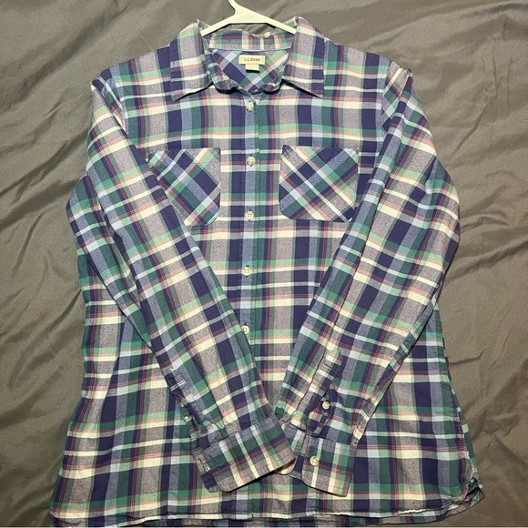 LL Bean Shirt sz SM women’s Button Down Plaid Flannel multi color - Picture 10 of 11
